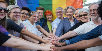 Geração Z Impulsiona Crescimento da Comunidade LGBT nos EUA